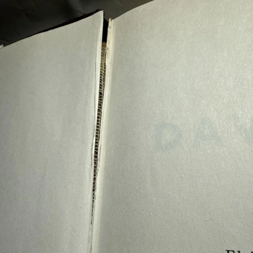 David Bowie A Life by Jones, Dylan 1st Edition HCDJ WITHDRAWN LIBRARY BOOK - Picture 9 of 14